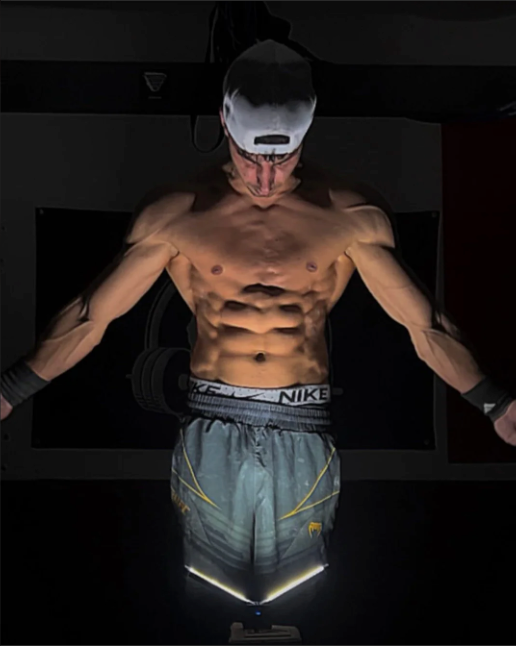 ALESSIO_MAURIZI's story